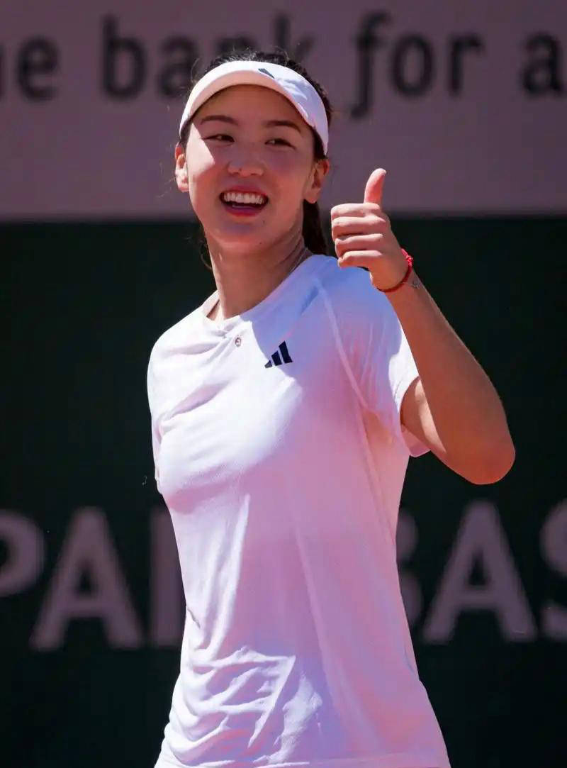 场精彩纷呈 场精彩纷呈