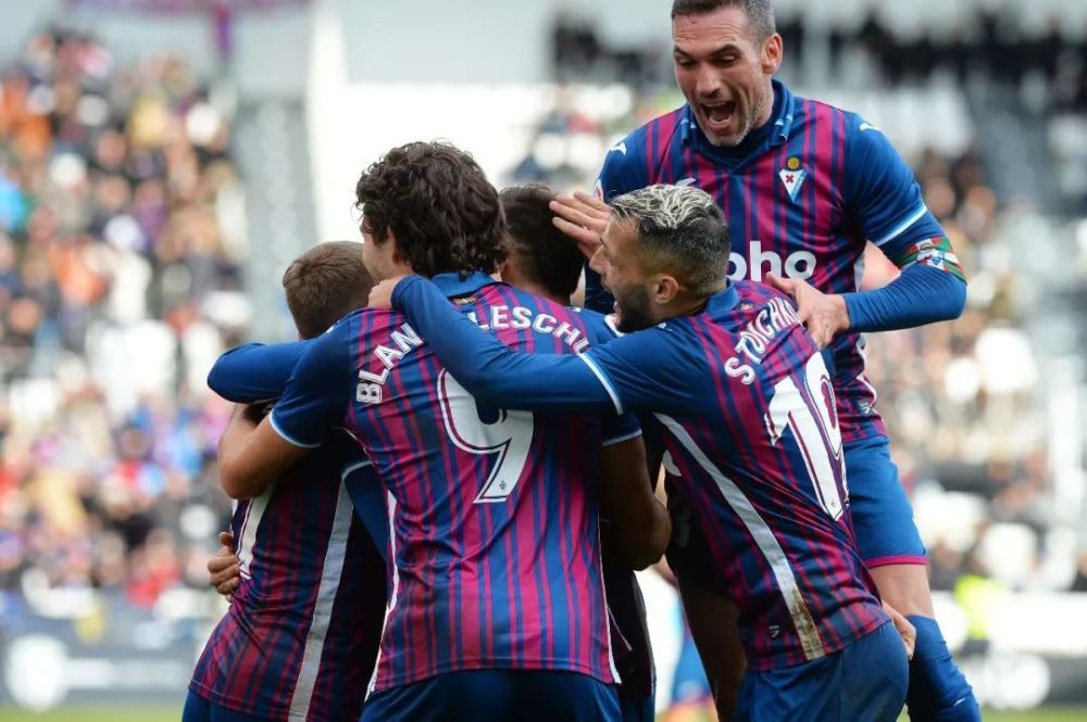 智能镜子的 智能镜子的