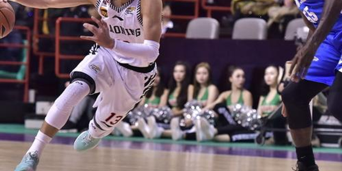 方面功不可 方面功不可